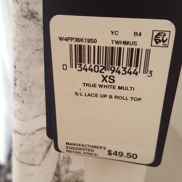 Guess Lace Up Magazine Graphic Tank - Picture 6 of 6